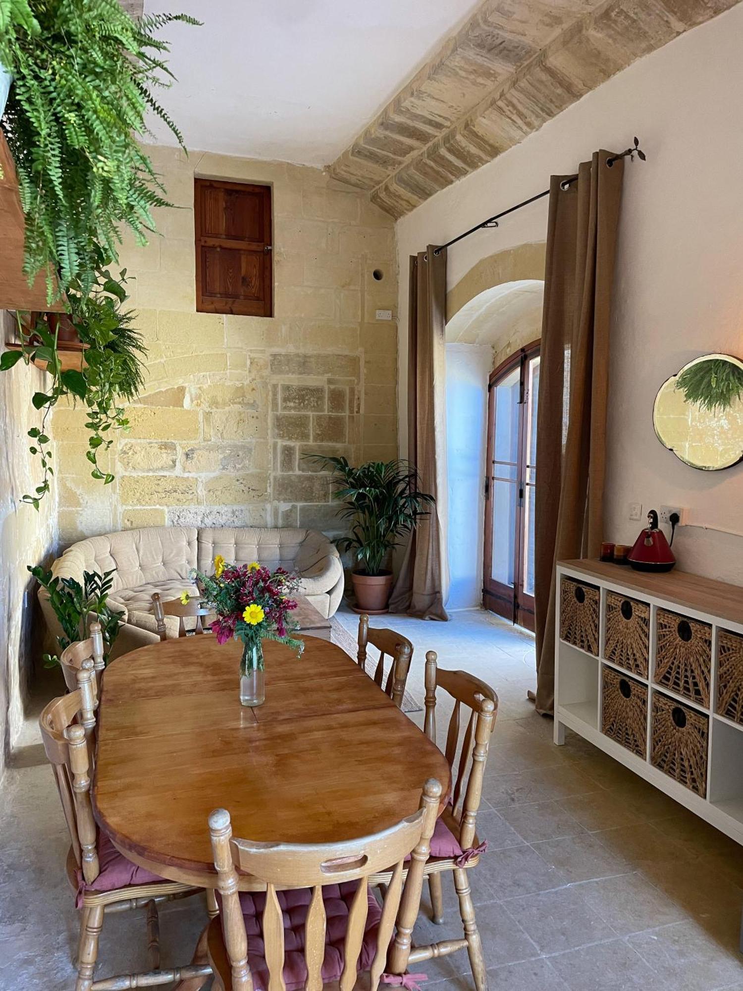 Soluna Boutique Guesthouse Għasri Exteriér fotografie